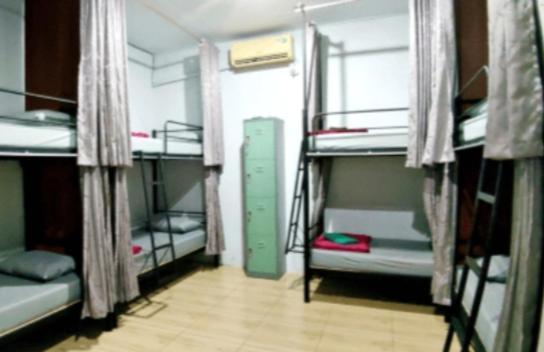 Belitung Backpacker Apartment Tanjung Pandan Exterior foto