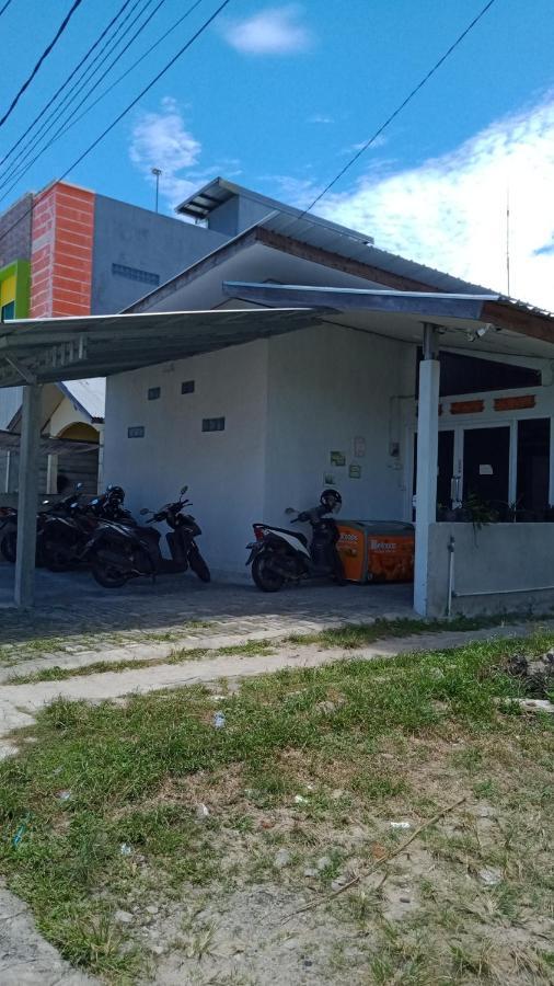 Belitung Backpacker Apartment Tanjung Pandan Exterior foto