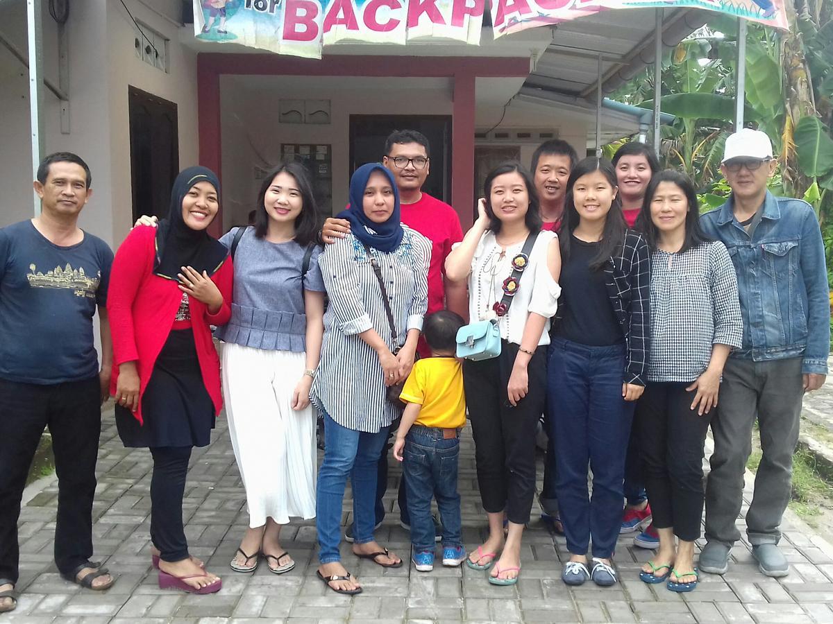 Belitung Backpacker Apartment Tanjung Pandan Exterior foto