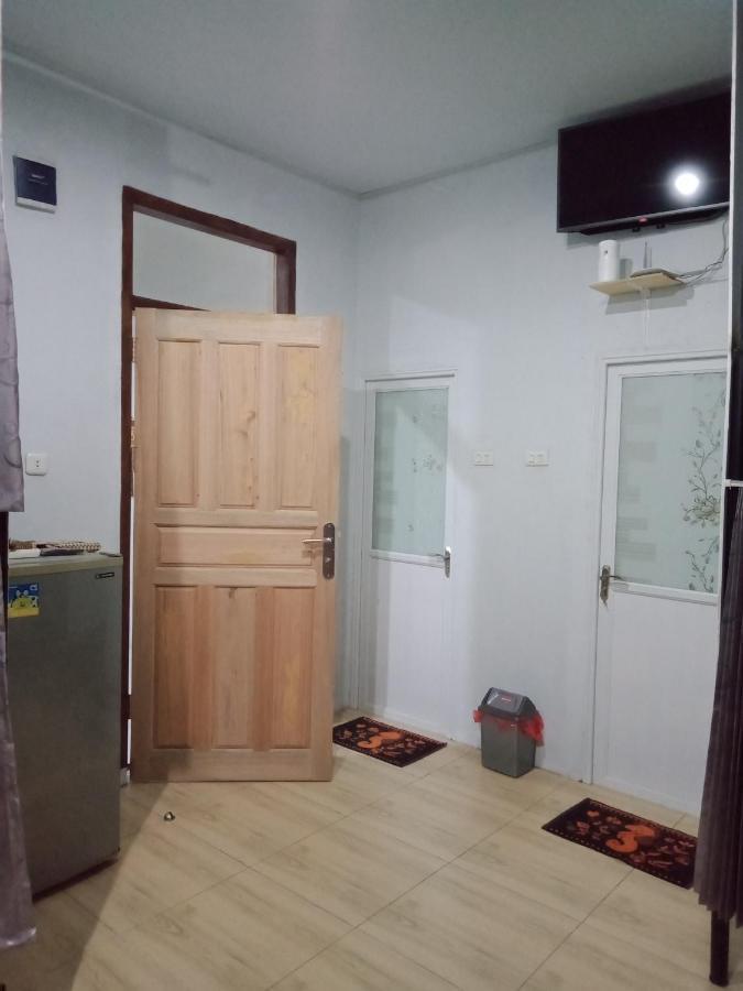 Belitung Backpacker Apartment Tanjung Pandan Exterior foto